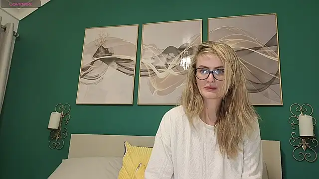 hotjessyca online show from January 16, 2026, 5:33 am