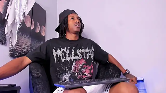 BRYXXXON1 online show from October 6, 2025, 3:53 pm