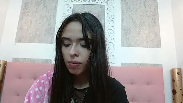 Snapshot of Cloeandtyfanny chatting on March 8, 2025, 3:28 am Cloeandtyfanny online show from March 8, 2025, 3:28 am