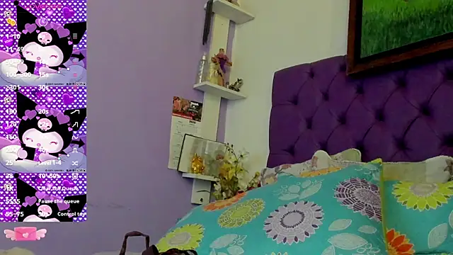Cloeandtyfanny online show from June 24, 2026, 7:35 pm