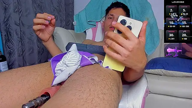 Issac james  online show from March 5, 2025, 8:10 am