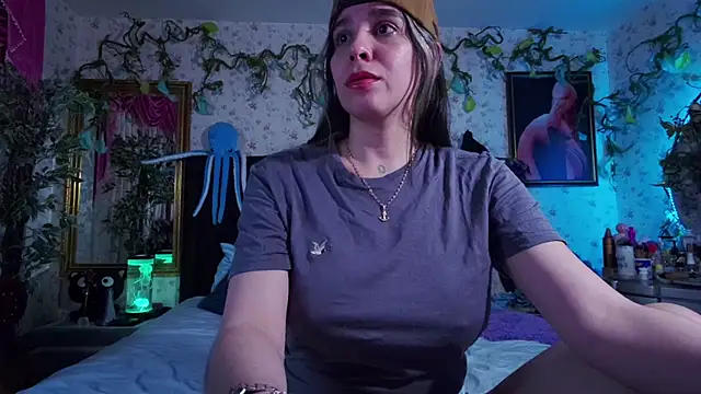 Elizabeth77  online show from January 16, 2025, 10:10 am