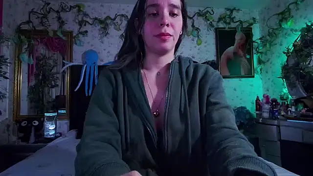 Elizabeth77  online show from February 10, 2025, 10:09 am