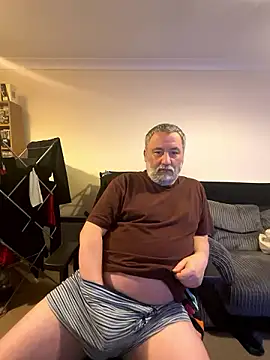 Snapshot of LondonTeffy chatting on December 2, 2024, 10:12 pm LondonTeffy online show from December 2, 2024, 10:12 pm