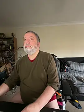 Snapshot of LondonTeffy chatting on December 5, 2024, 12:55 pm LondonTeffy online show from December 5, 2024, 12:55 pm