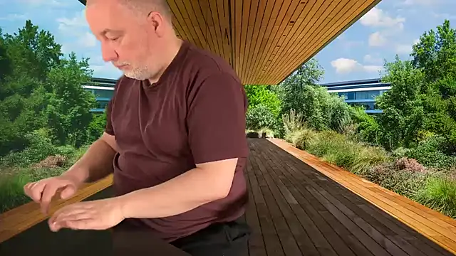 Snapshot of LondonTeffy chatting on December 12, 2024, 12:22 pm LondonTeffy online show from December 12, 2024, 12:22 pm