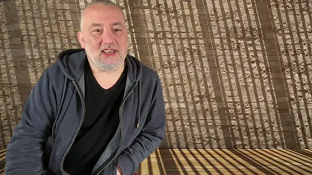 Snapshot of LondonTeffy chatting on December 13, 2024, 12:39 pm LondonTeffy online show from December 13, 2024, 12:39 pm