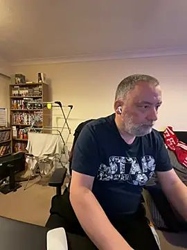 Snapshot of LondonTeffy chatting on January 3, 2025, 10:08 pm LondonTeffy online show from January 3, 2025, 10:08 pm