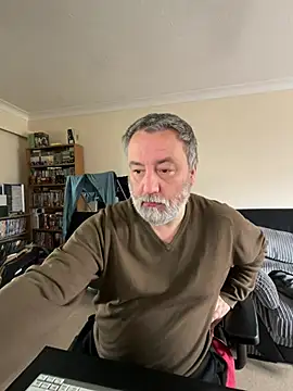 Snapshot of LondonTeffy chatting on February 27, 2025, 11:20 am LondonTeffy online show from February 27, 2025, 11:20 am