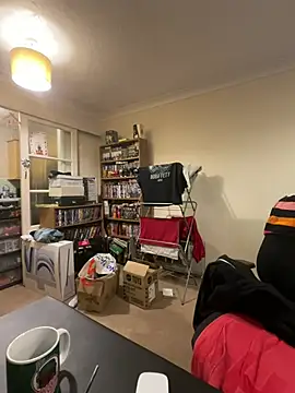 Snapshot of LondonTeffy chatting on March 11, 2025, 10:20 pm LondonTeffy online show from March 11, 2025, 10:20 pm