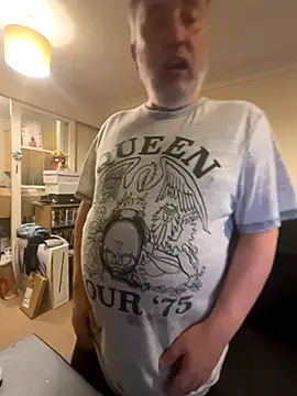 Snapshot of LondonTeffy chatting on September 10, 2025, 9:15 pm LondonTeffy online show from September 10, 2025, 9:15 pm