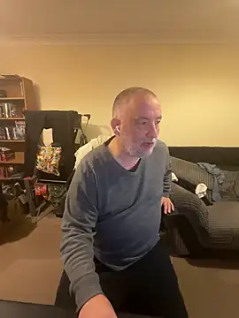 Snapshot of LondonTeffy chatting on October 15, 2025, 9:26 pm LondonTeffy online show from October 15, 2025, 9:26 pm