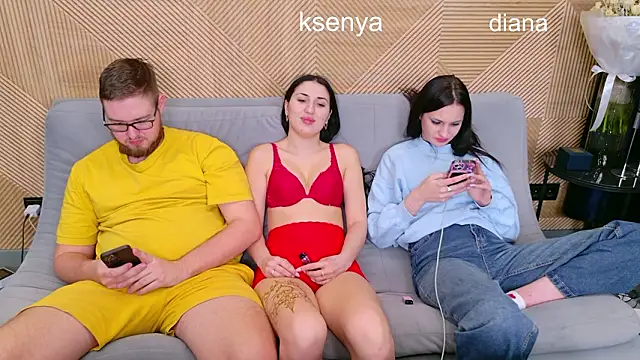 Snapshot of Ksenny chatting on February 16, 2026, 5:20 pm Ksenny online show from February 16, 2026, 5:20 pm