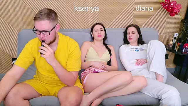 Snapshot of Ksenny chatting on March 24, 2026, 5:23 am Ksenny online show from March 24, 2026, 5:23 am