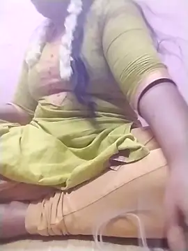 Tamilpriya46 online show from February 26, 2025, 5:39 pm