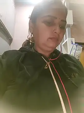 Dianaa9 online show from December 17, 2024, 8:45 am