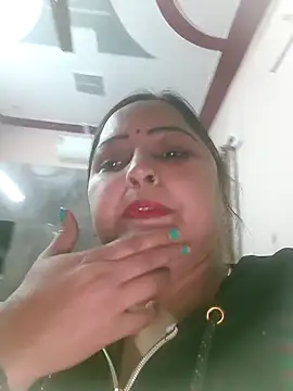 Snapshot of Dianaa9 chatting on January 2, 2025, 4:13 pm Dianaa9 online show from January 2, 2025, 4:13 pm