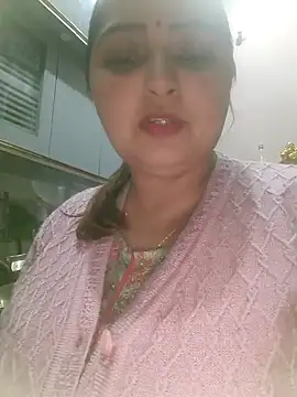 Snapshot of Dianaa9 chatting on January 3, 2025, 4:59 pm Dianaa9 online show from January 3, 2025, 4:59 pm