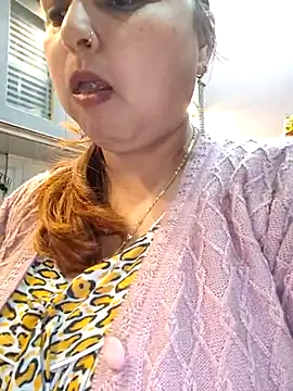 Snapshot of Dianaa9 chatting on March 5, 2025, 7:38 am Dianaa9 online show from March 5, 2025, 7:38 am