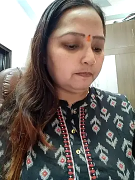 Snapshot of Dianaa9 chatting on March 8, 2025, 4:50 pm Dianaa9 online show from March 8, 2025, 4:50 pm