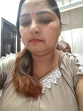 Snapshot of Dianaa9 chatting on March 12, 2025, 3:02 am Dianaa9 online show from March 12, 2025, 3:02 am