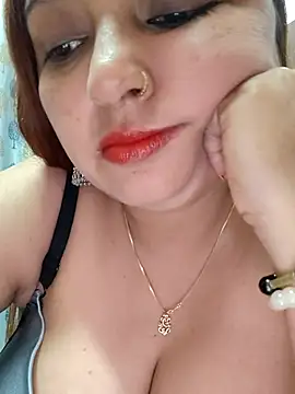 Snapshot of Dianaa9 chatting on September 12, 2025, 6:52 pm Dianaa9 online show from September 12, 2025, 6:52 pm