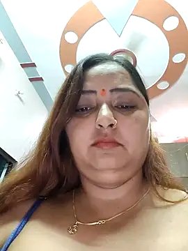 Snapshot of Dianaa9 chatting on September 14, 2025, 5:28 am Dianaa9 online show from September 14, 2025, 5:28 am