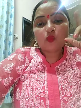 Snapshot of Dianaa9 chatting on October 20, 2025, 6:19 pm Dianaa9 online show from October 20, 2025, 6:19 pm