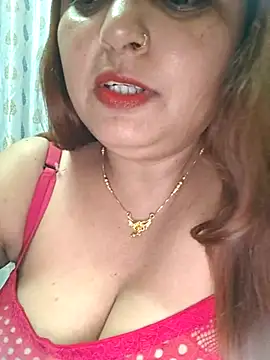 Snapshot of Dianaa9 chatting on October 22, 2025, 7:13 pm Dianaa9 online show from October 22, 2025, 7:13 pm