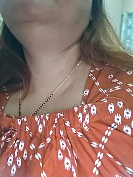 Dianaa9 online show from May 6, 2026, 9:58 am