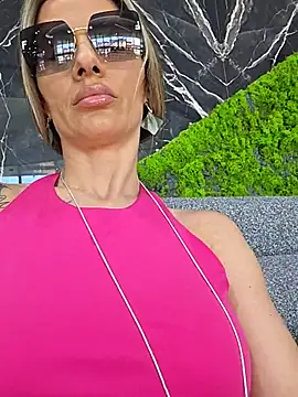 SweetMonicaUK online show from June 29, 2026, 9:04 am