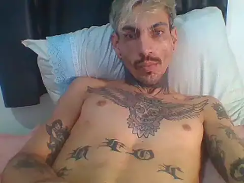 PitbullDiablo1 online show from November 3, 2025, 2:57 am