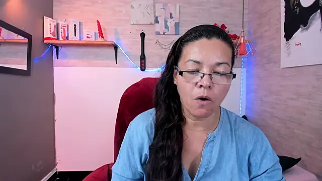 MaturePure online show from December 2, 2025, 7:42 pm