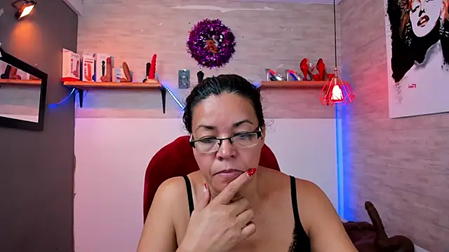 MaturePure online show from December 14, 2025, 1:38 pm