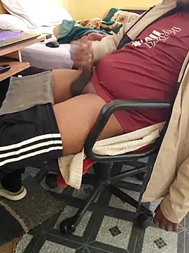 Brown Munda047 online show from December 21, 2025, 6:42 am