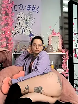 Snapshot of mamiedonuts chatting on March 4, 2025, 10:05 pm mamiedonuts online show from March 4, 2025, 10:05 pm