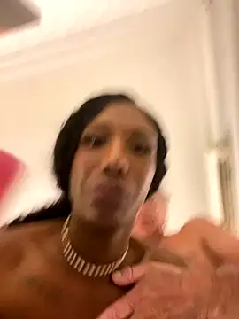 tamarabigass1 online show from October 3, 2025, 11:40 am