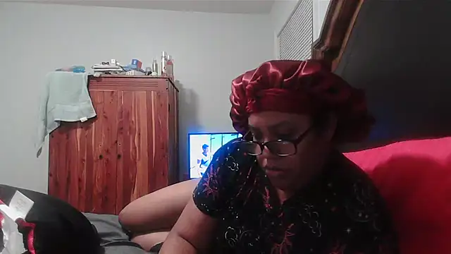 ebonyred online show from December 20, 2024, 2:19 am