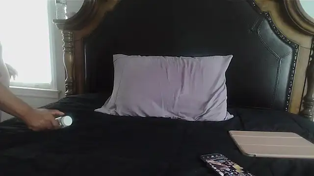 Snapshot of ebonyred chatting on February 15, 2026, 2:25 pm ebonyred online show from February 15, 2026, 2:25 pm