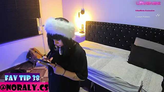 hey noraly online show from December 14, 2025, 4:07 am