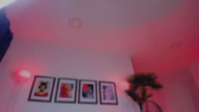 Snapshot of Taylor__foxxx chatting on September 18, 2025, 4:36 am Taylor  foxxx online show from September 18, 2025, 4:36 am