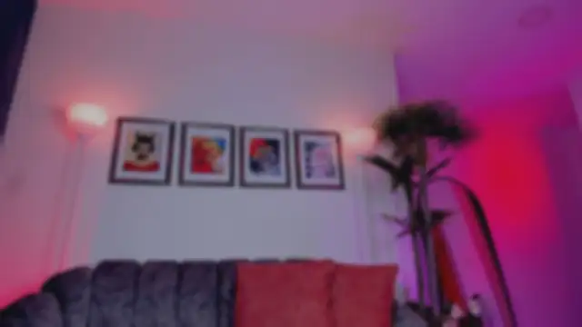 Snapshot of Taylor__foxxx chatting on October 11, 2025, 3:39 am Taylor  foxxx online show from October 11, 2025, 3:39 am