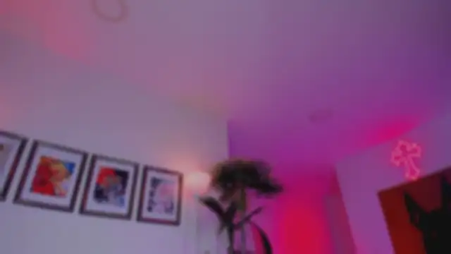 Snapshot of Taylor__foxxx chatting on October 25, 2025, 5:37 am Taylor  foxxx online show from October 25, 2025, 5:37 am