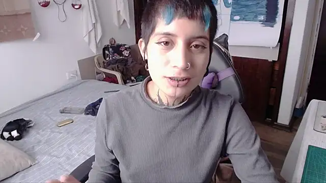  Apola 77 online show from October 28, 2025, 9:39 pm