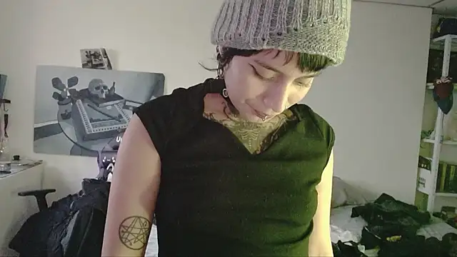  Apola 77 online show from February 2, 2026, 10:41 pm