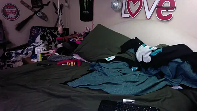 Blakelytgirl online show from January 22, 2025, 10:40 am