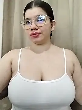 Snapshot of Danzel1105 chatting on February 20, 2026, 9:32 am Danzel1105 online show from February 20, 2026, 9:32 am