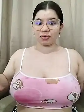 Snapshot of Danzel1105 chatting on March 1, 2026, 11:23 am Danzel1105 online show from March 1, 2026, 11:23 am