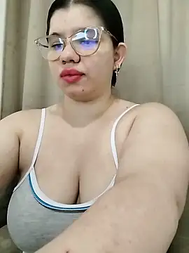 Snapshot of Danzel1105 chatting on March 4, 2026, 9:04 am Danzel1105 online show from March 4, 2026, 9:04 am