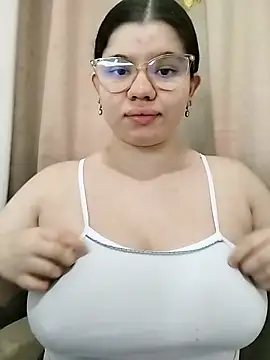 Snapshot of Danzel1105 chatting on March 22, 2026, 1:25 pm Danzel1105 online show from March 22, 2026, 1:25 pm